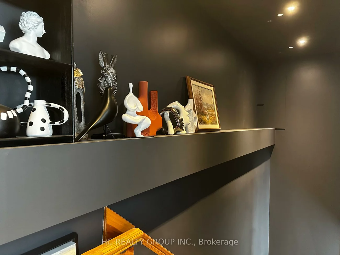 40, NEW DELHI, Cedarwood, Markham