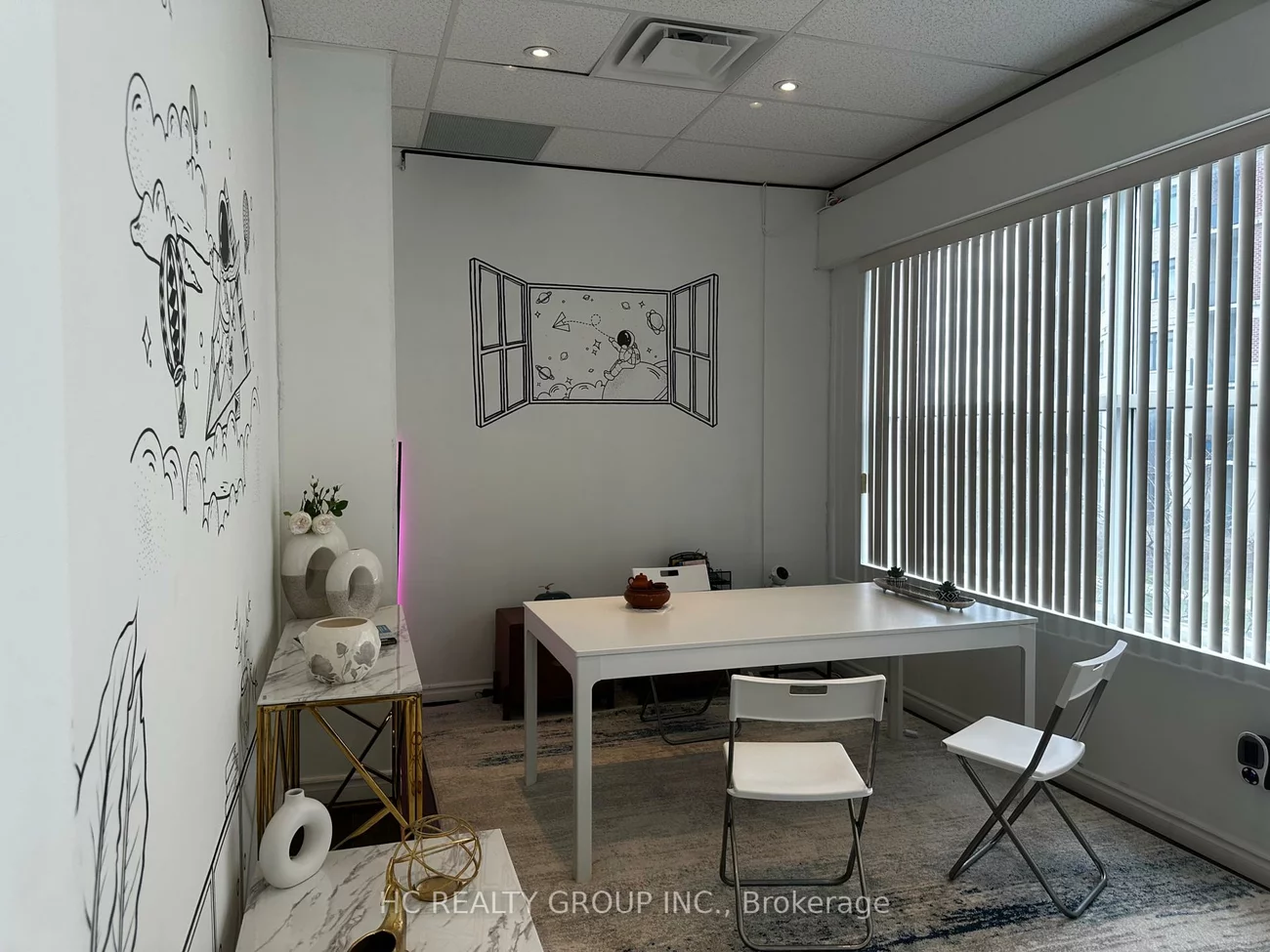 40, NEW DELHI, Cedarwood, Markham