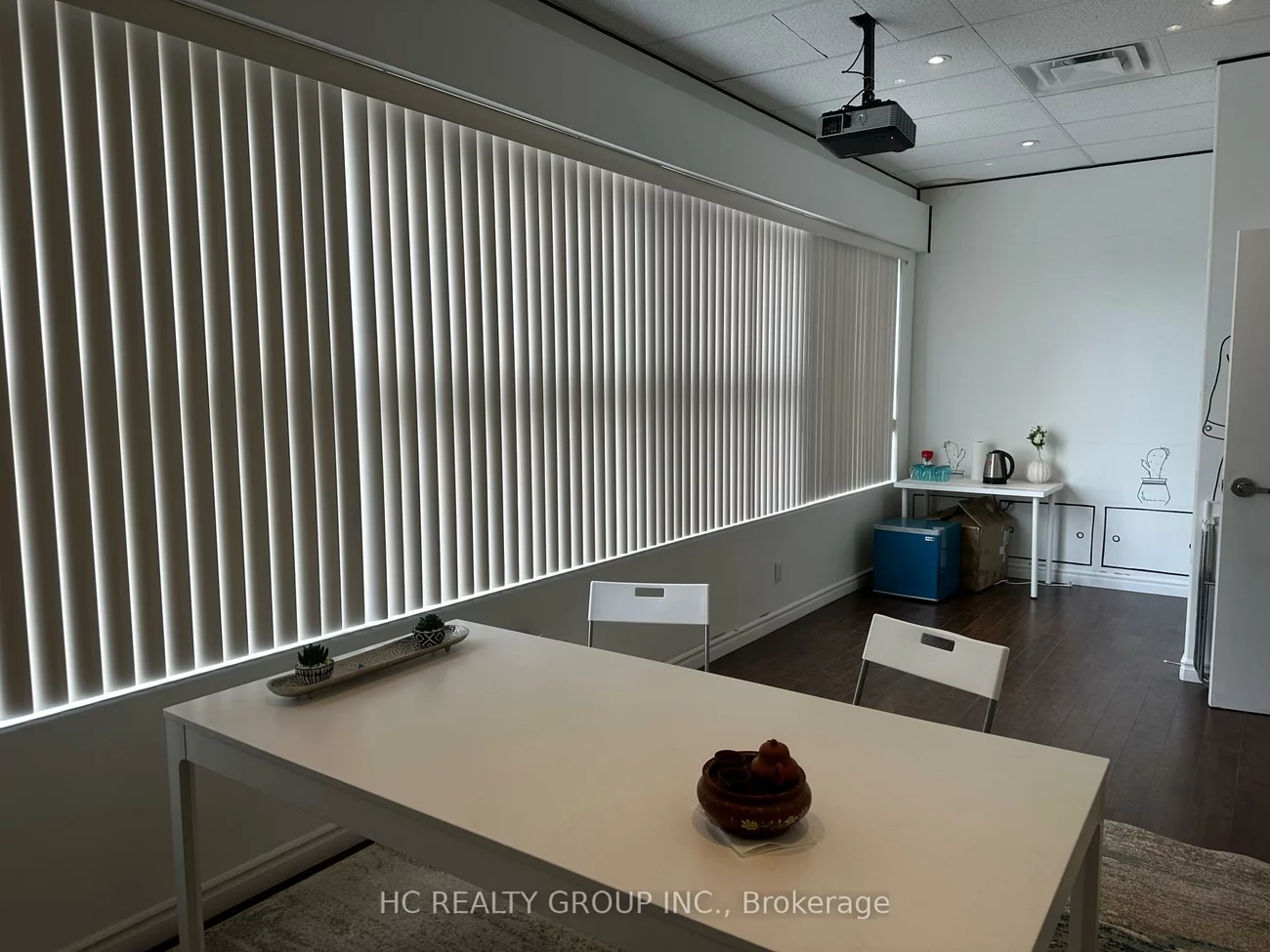 40, NEW DELHI, Cedarwood, Markham