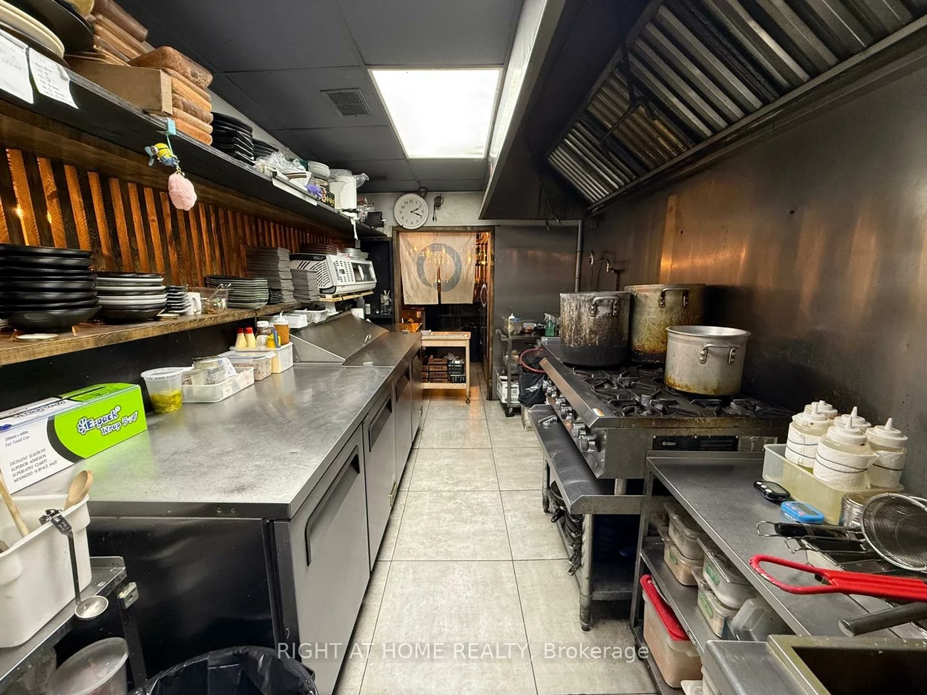 7057, Yonge, Grandview, Markham