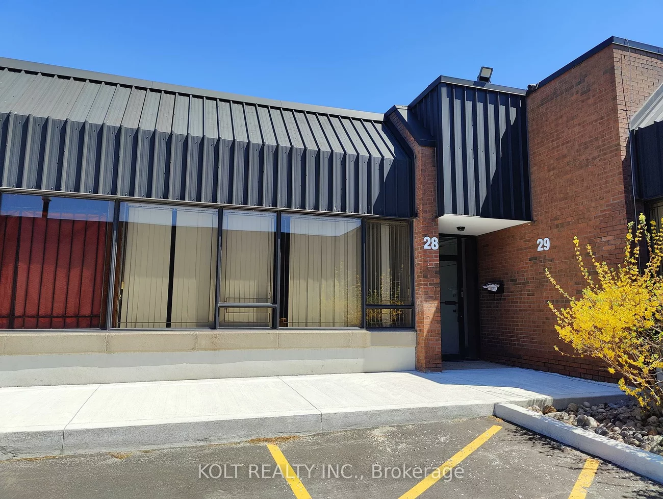 300, Esna Park, Milliken Mills West, Markham