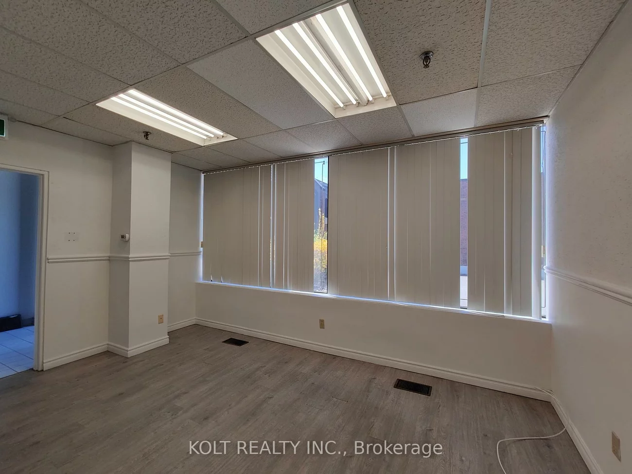 300, Esna Park, Milliken Mills West, Markham