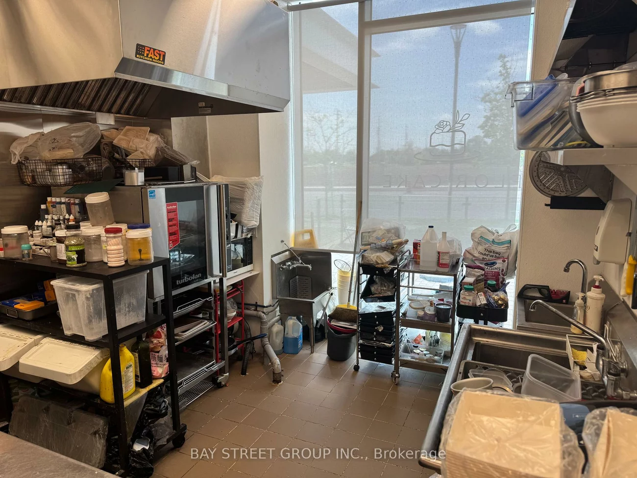 9390, woodbine, Cachet, Markham