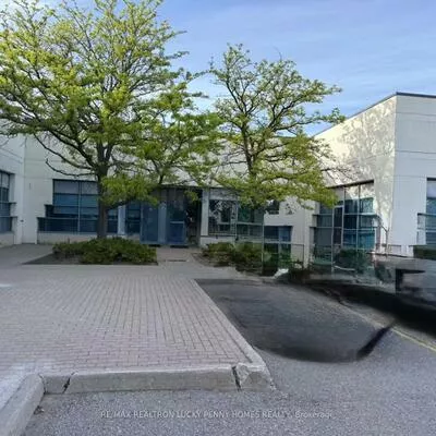 95, Royal Crest, Milliken Mills West, Markham