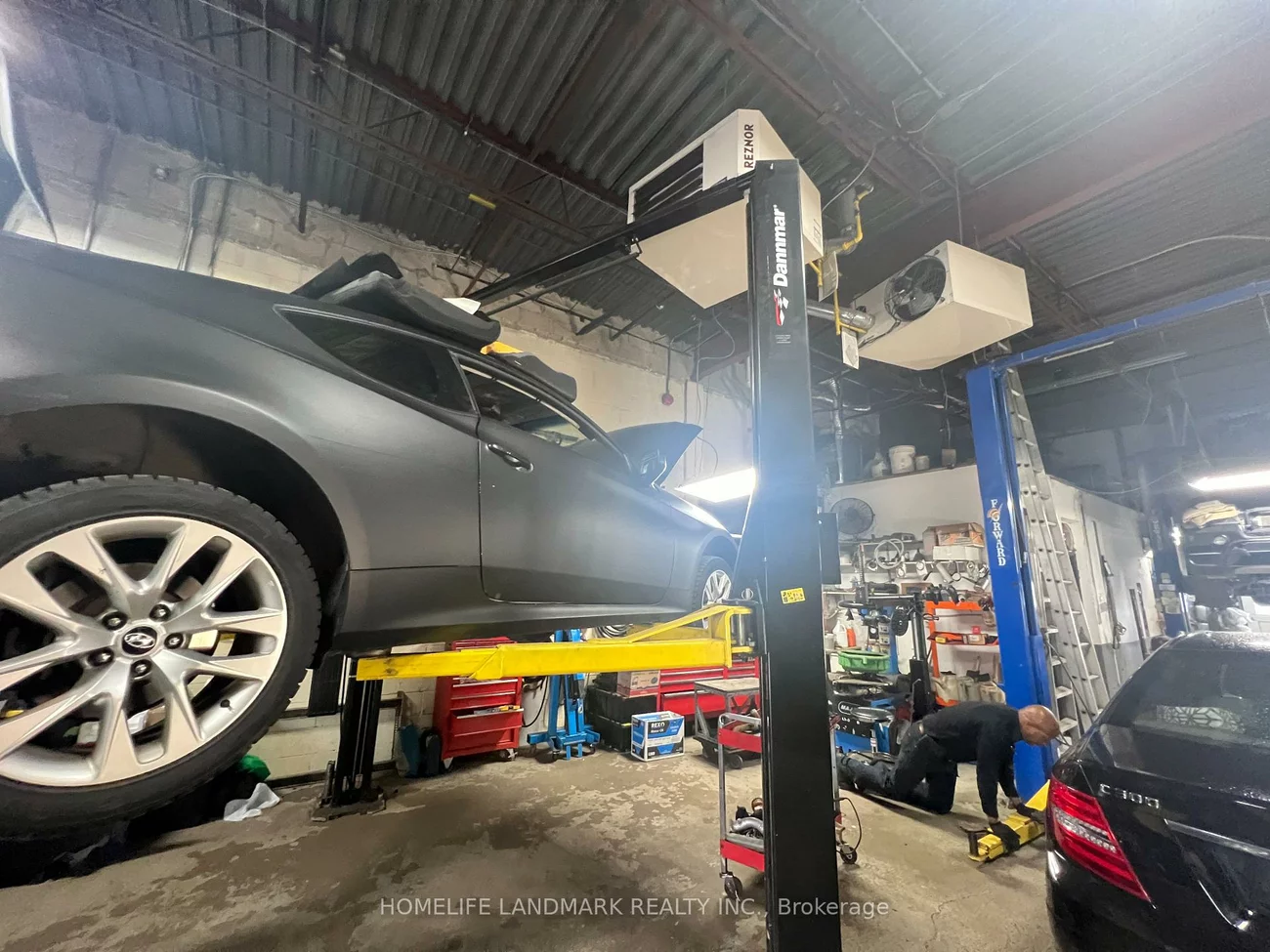 7605, Woodbine, Milliken Mills West, Markham