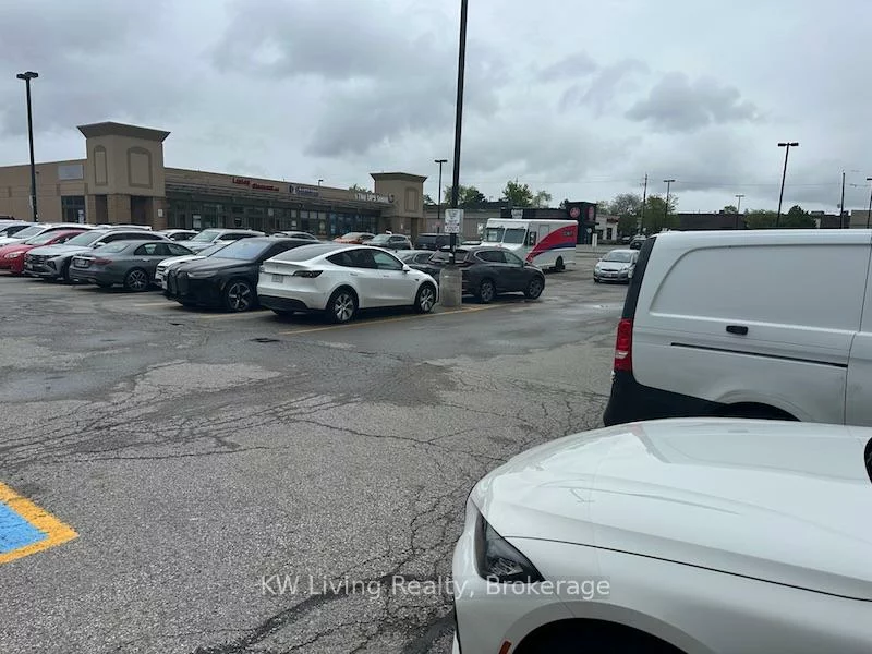 7333, Woodbine, Milliken Mills West, Markham