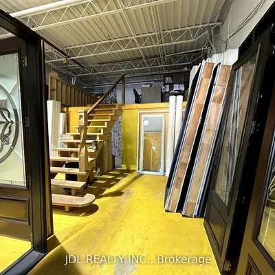7360, Woodbine, Milliken Mills West, Markham