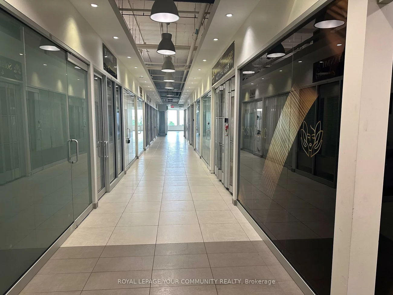 7181, Yonge, Thornhill, Markham