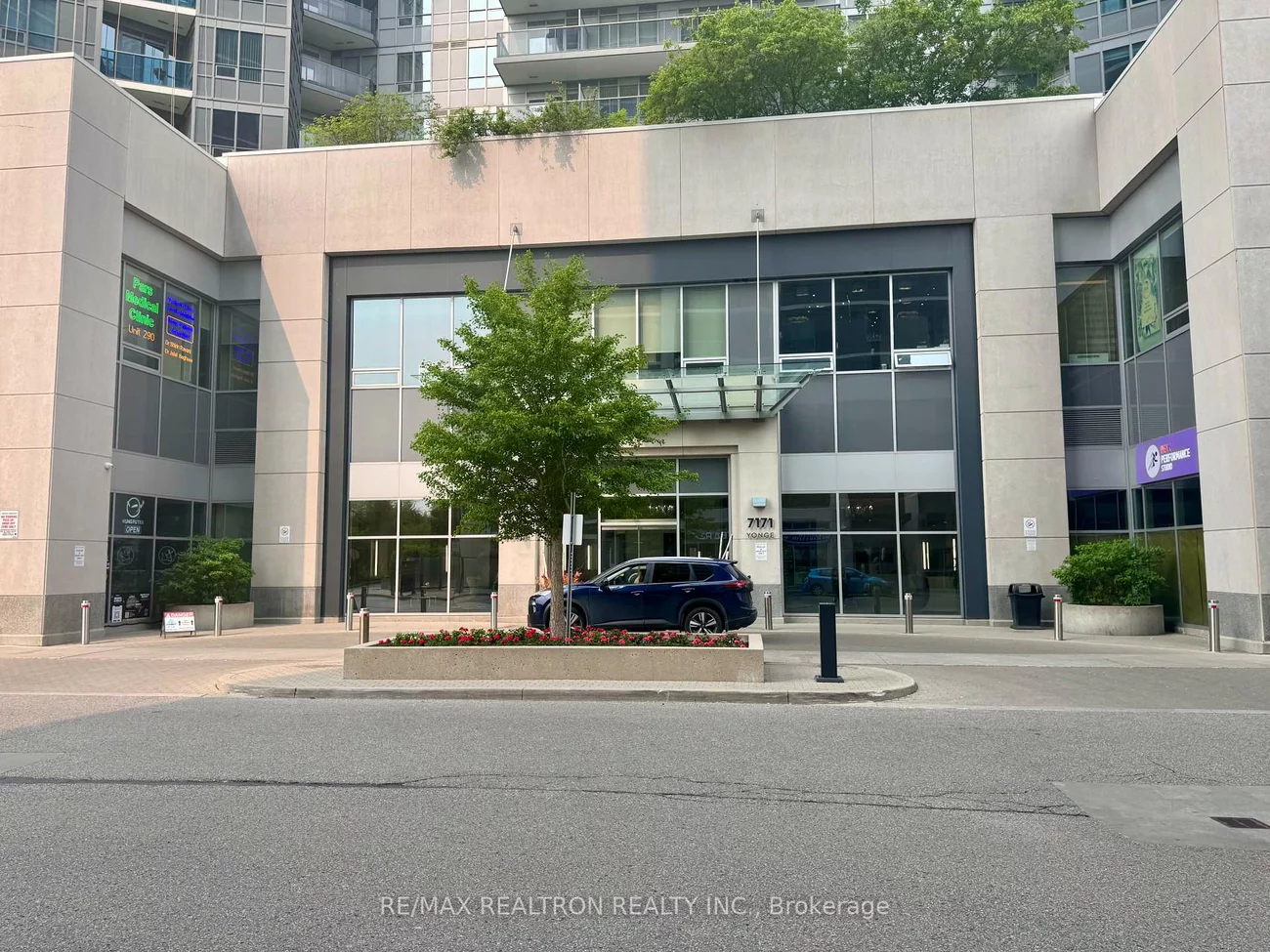 7163, Yonge, Grandview, Markham