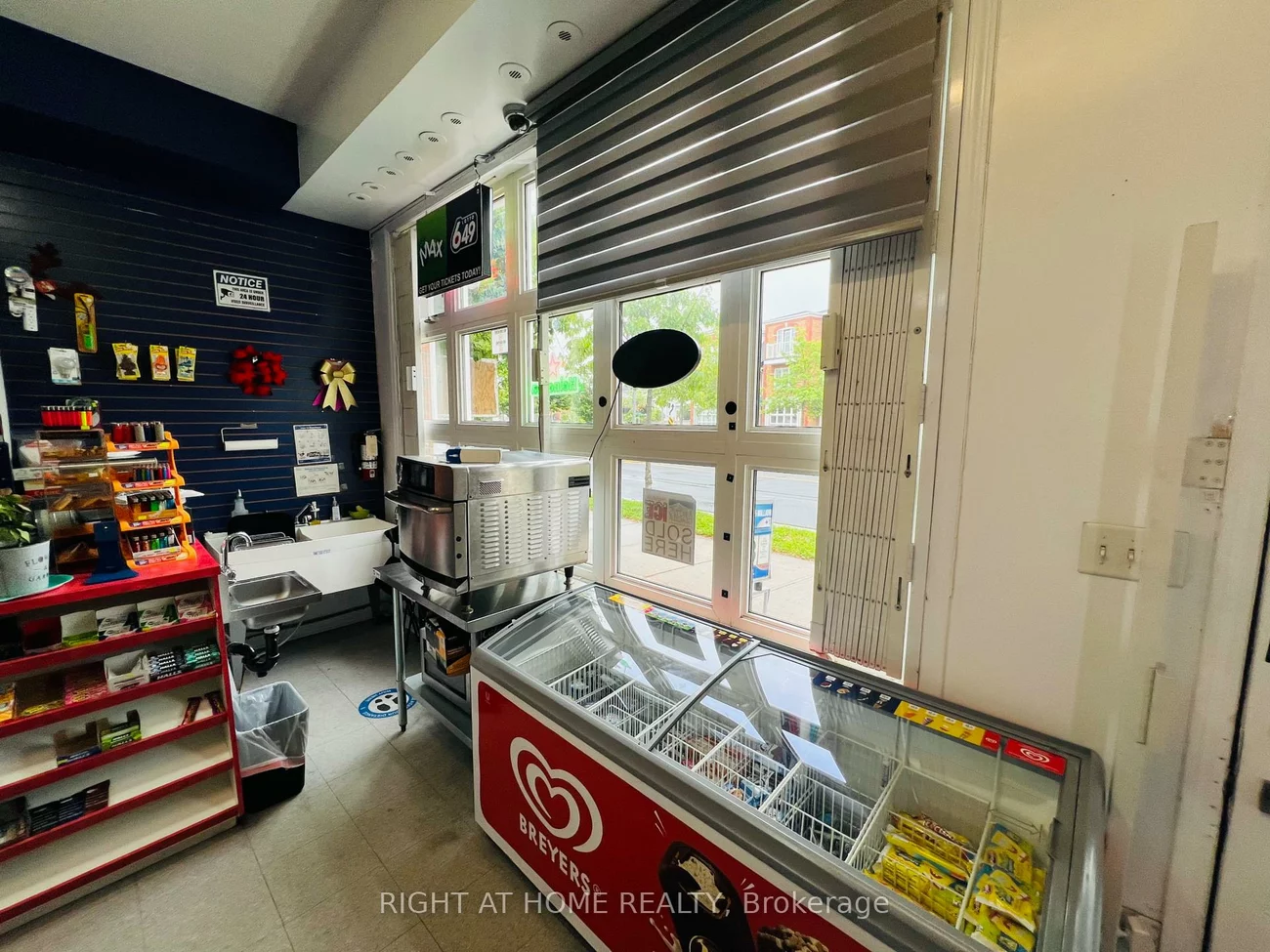 2679-2, Bur Oak, Cornell, Markham