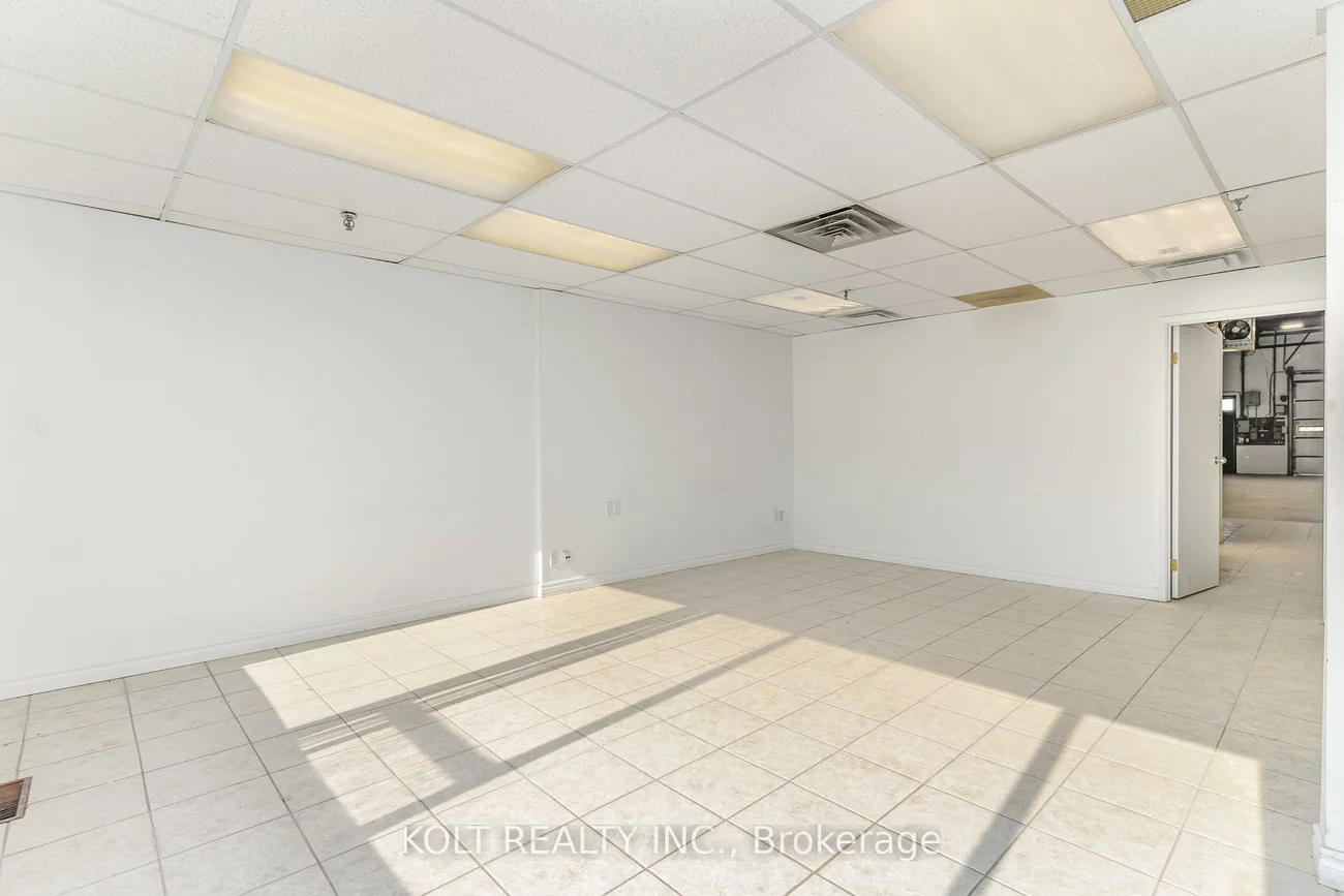300, Esna Park, Milliken Mills West, Markham