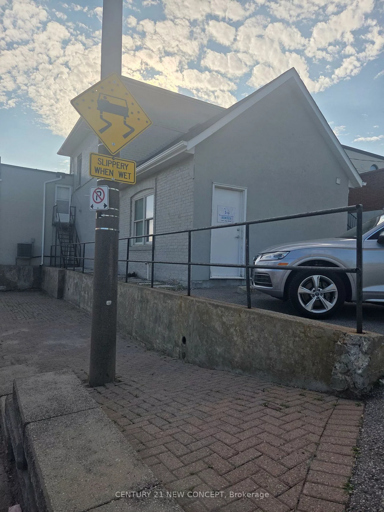 107, Main, Markham Village, Markham
