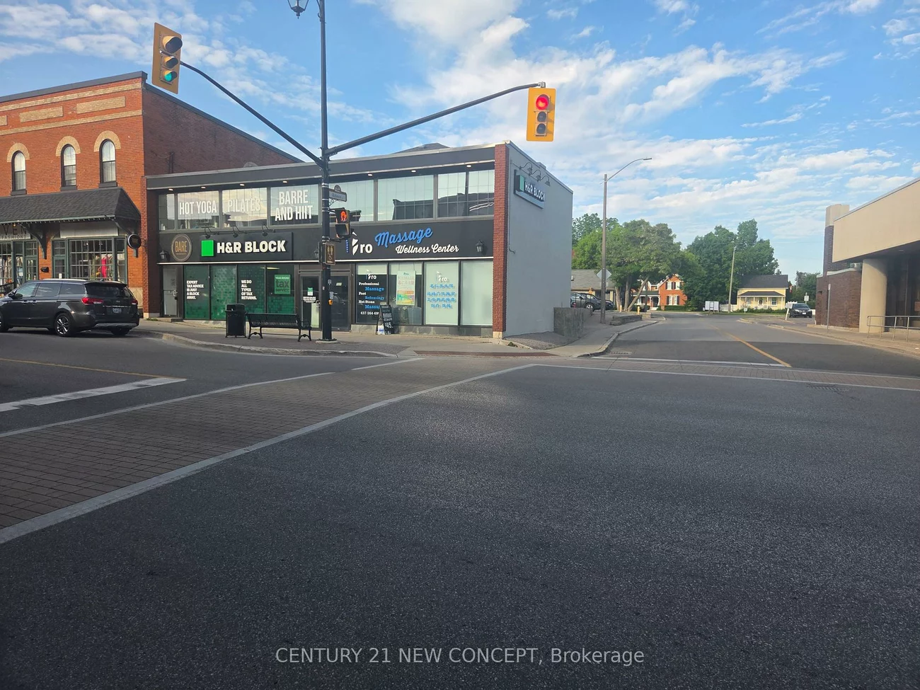 107, Main, Markham Village, Markham