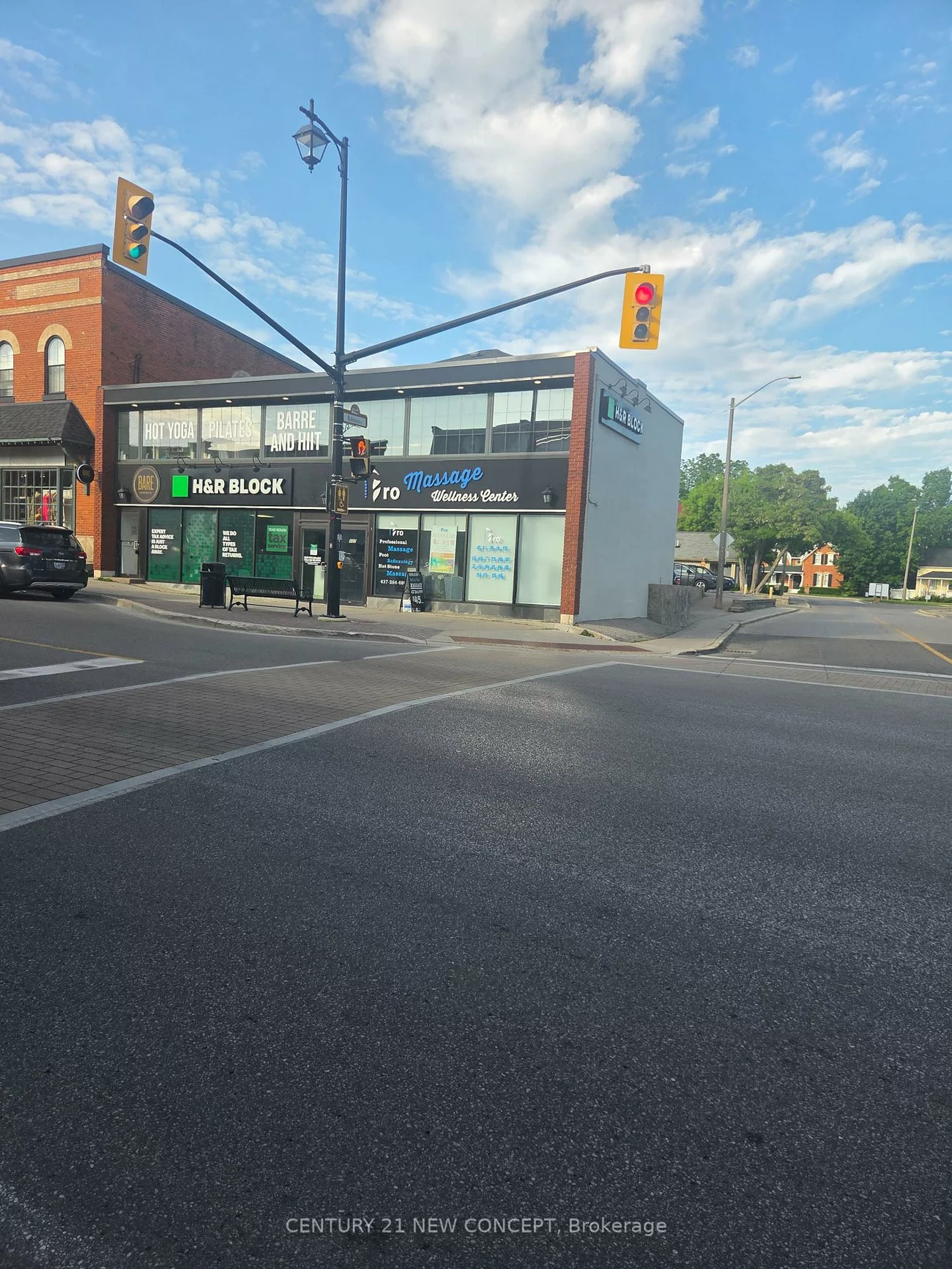 107, Main, Markham Village, Markham
