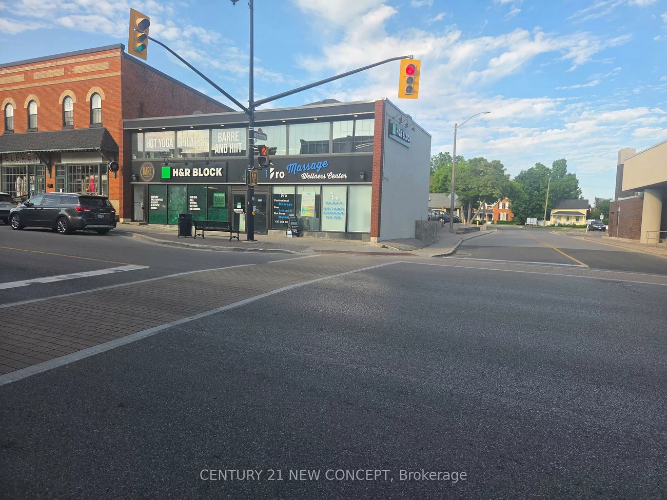 107, Main, Markham Village, Markham