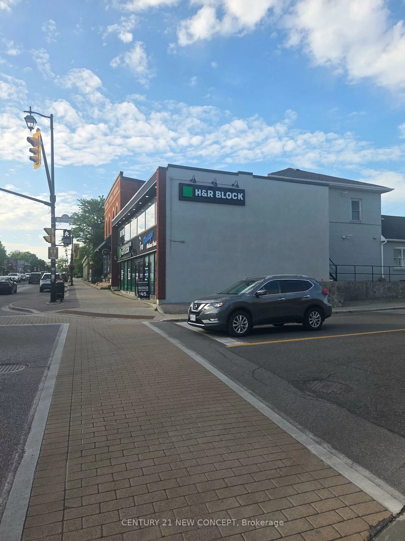107, Main, Markham Village, Markham