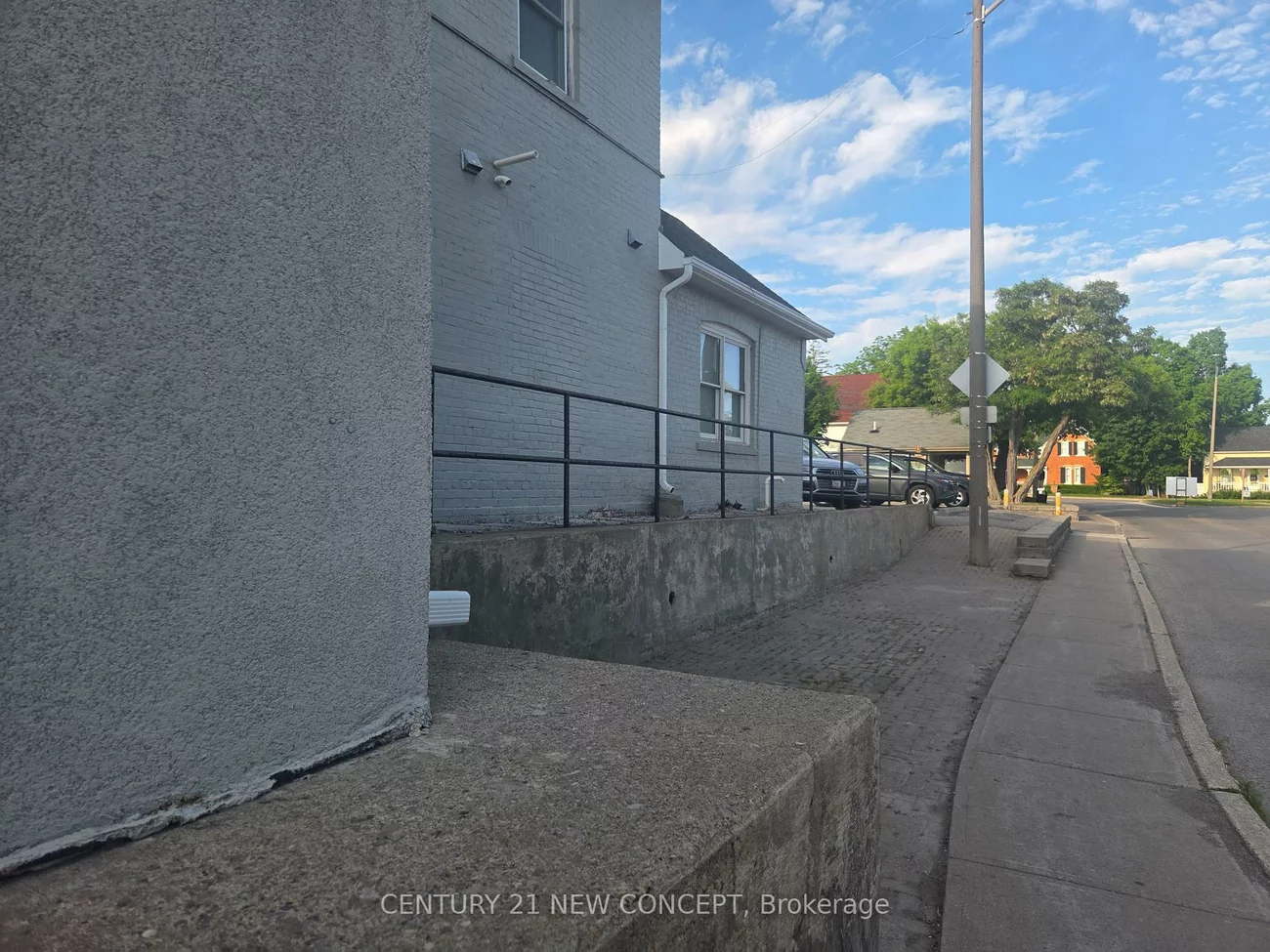 107, Main, Markham Village, Markham