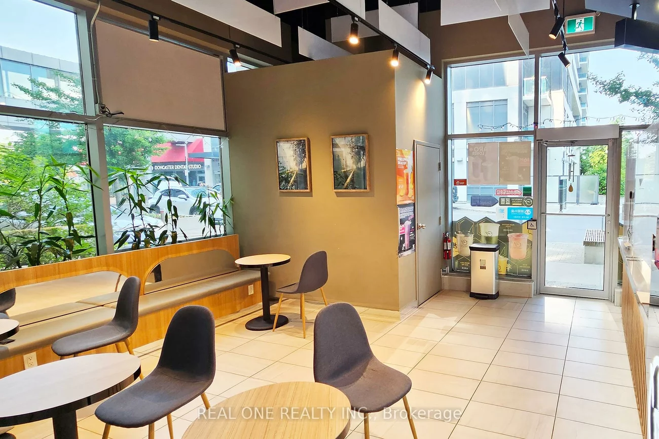 7163, Yonge, Thornhill, Markham