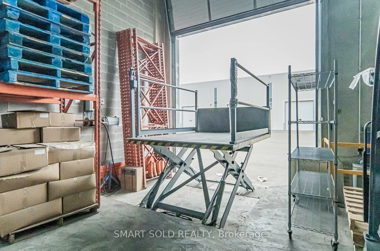 10952, Woodbine, Victoria Square, Markham