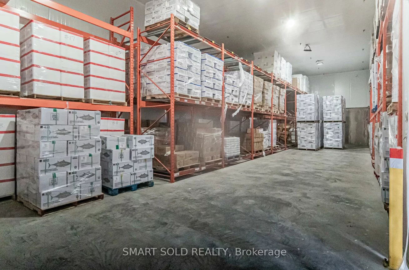 10952, Woodbine, Victoria Square, Markham
