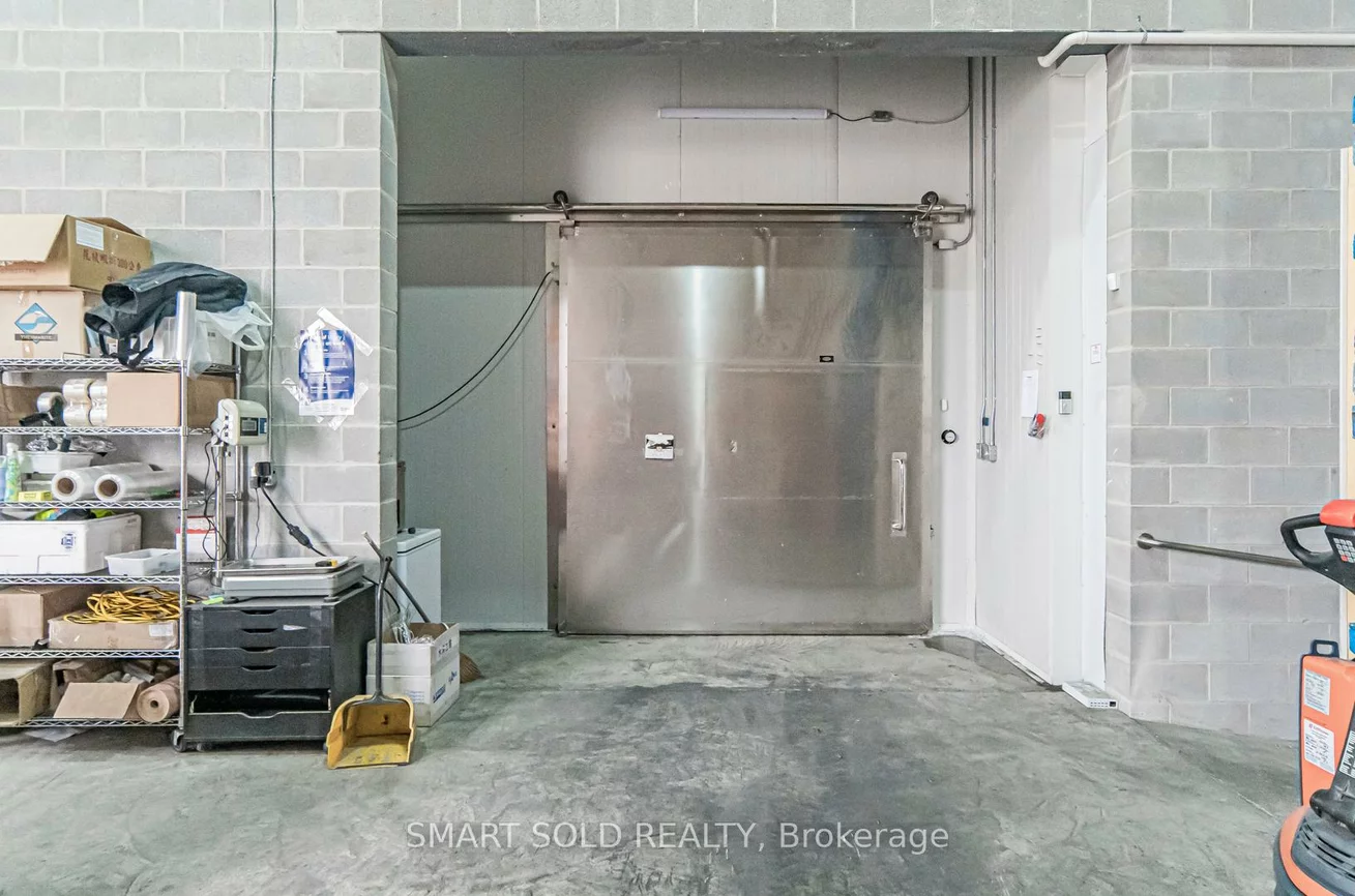10952, Woodbine, Victoria Square, Markham
