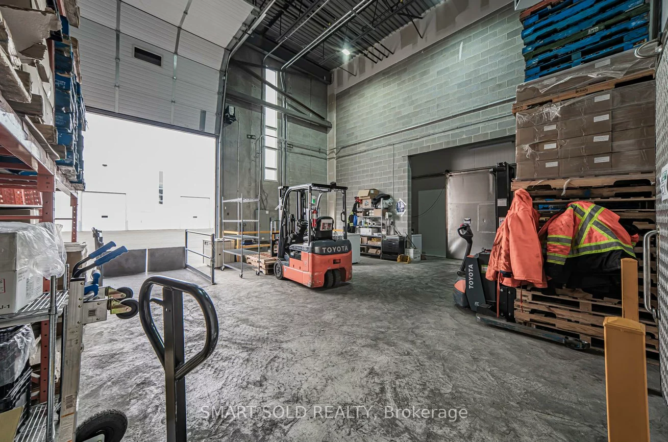 10952, Woodbine, Victoria Square, Markham