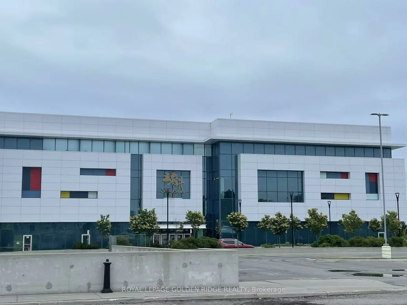 9390, Woodbine, Cachet, Markham