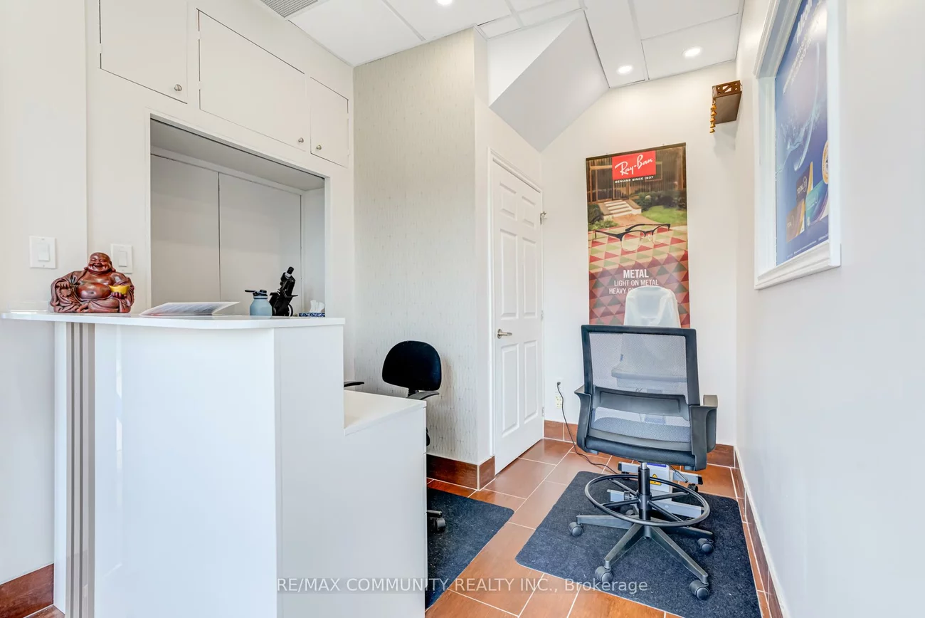20, New Delhi, Cedarwood, Markham