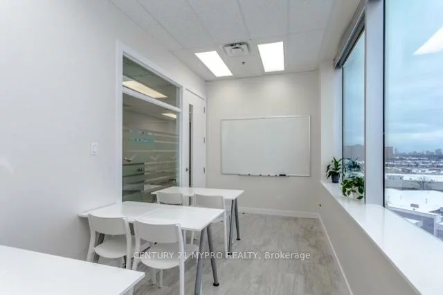 7130, Warden, Milliken Mills West, Markham