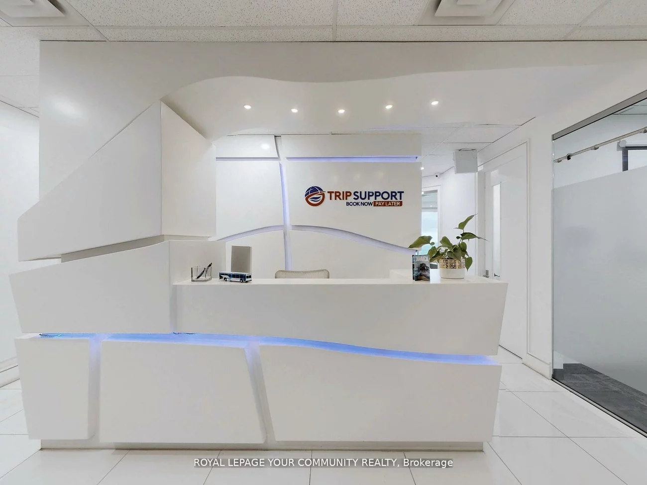 7191, Yonge, Thornhill, Markham