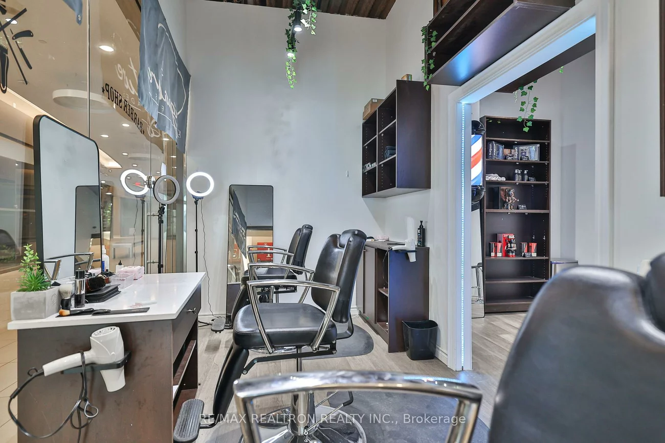 9390, Woodbine, Buttonville, Markham