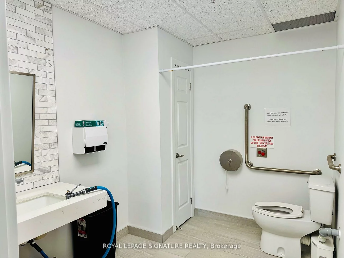 3330, Bur Oak, Cornell, Markham