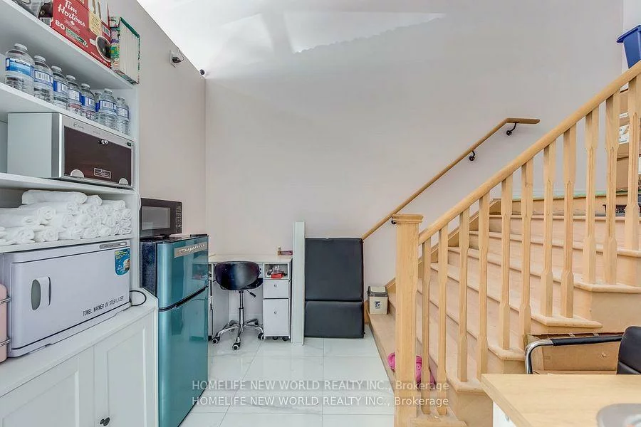 29, Luzon, Box Grove, Markham