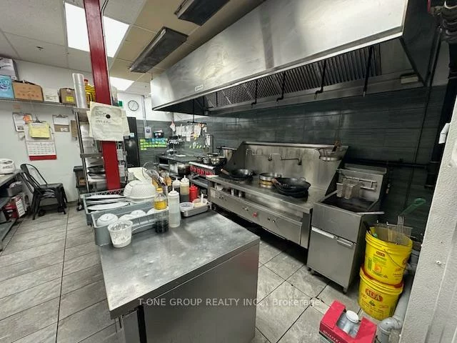 7181, Yonge, Grandview, Markham