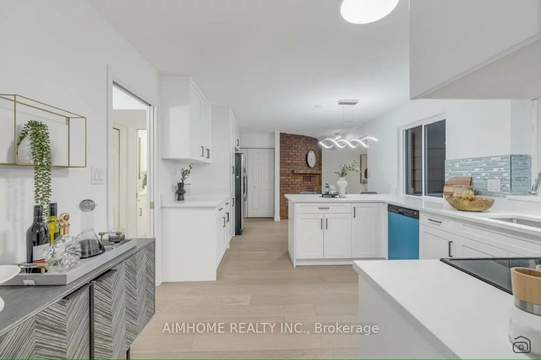 67, Steelcase, Milliken Mills West, Markham