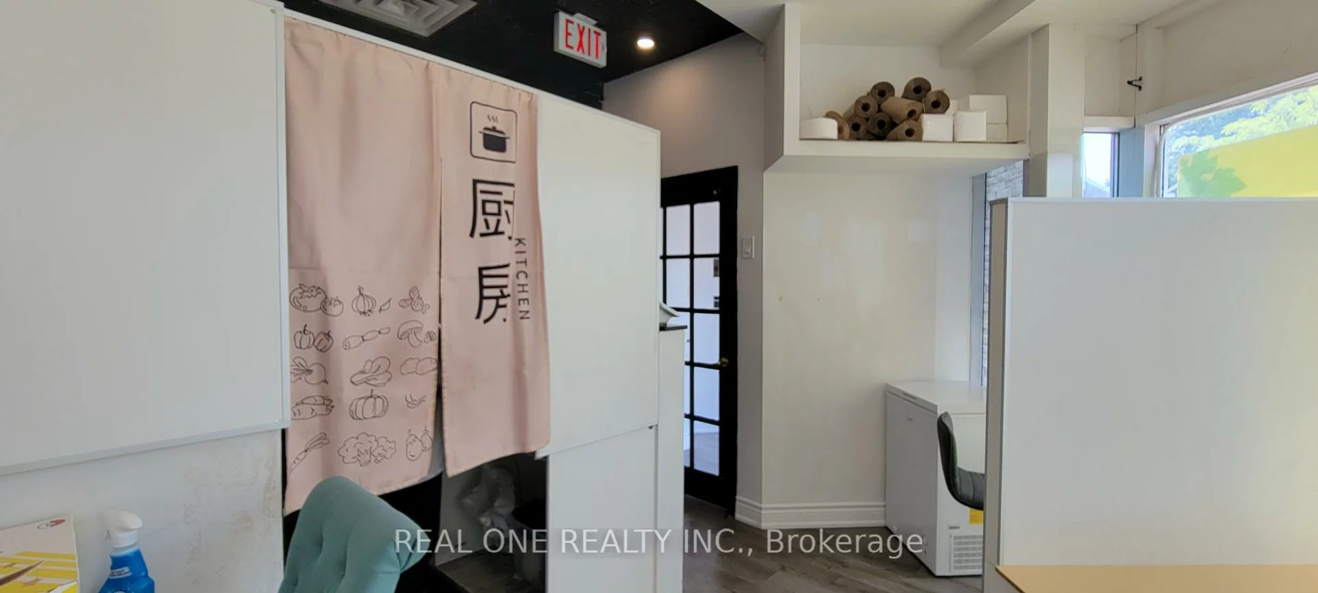 10, Fincham, Markham Village, Markham