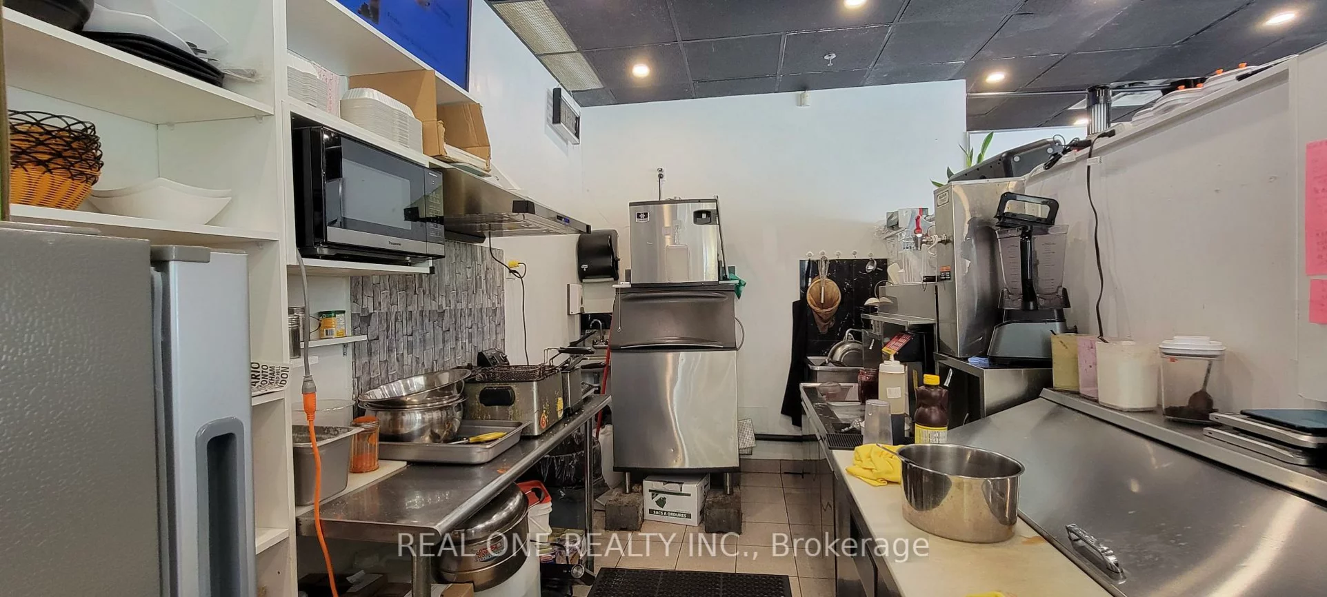 10, Fincham, Markham Village, Markham