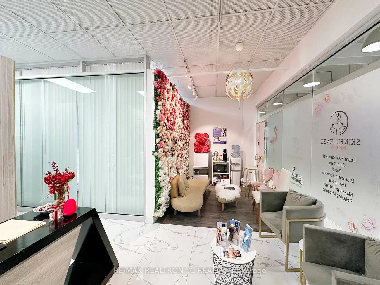 7181, Yonge, Thornhill, Markham