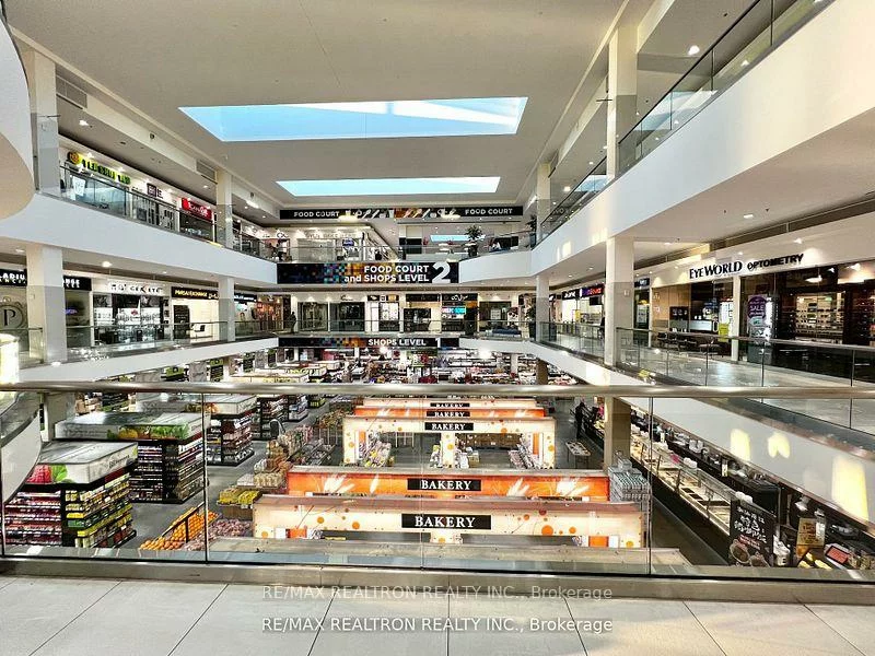 7181, Yonge, Grandview, Markham