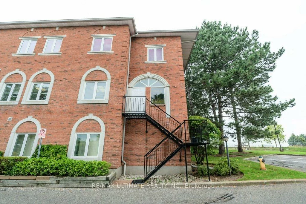 345, Renfrew, Buttonville, Markham