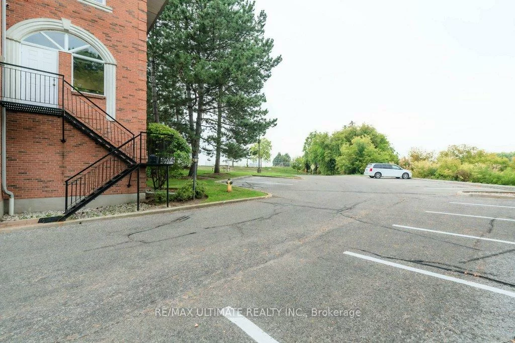 345, Renfrew, Buttonville, Markham