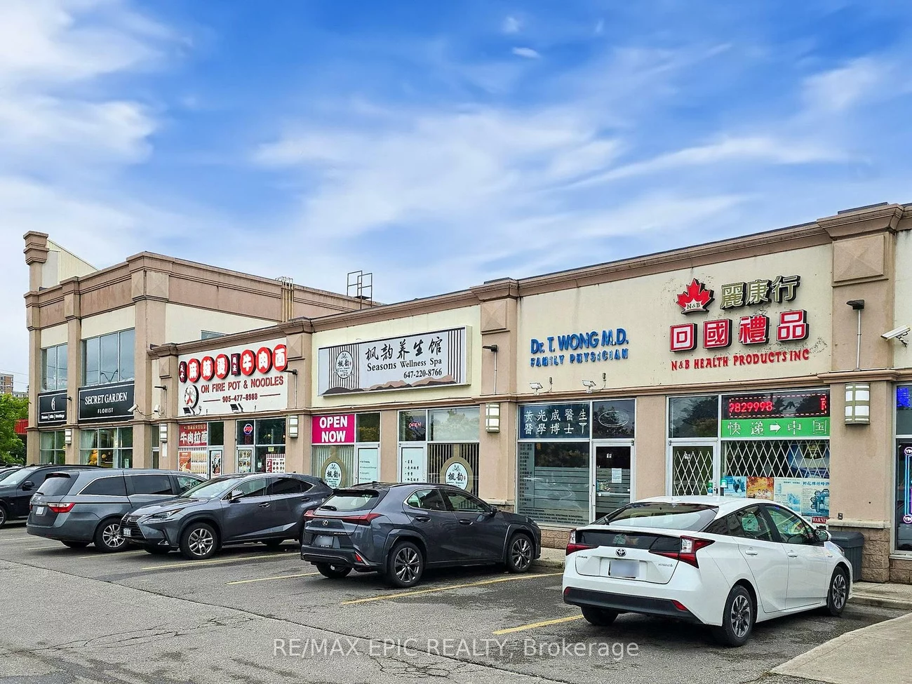 7010, Warden, Milliken Mills West, Markham