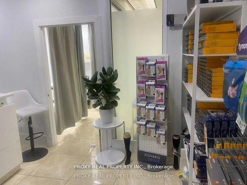 7181, Yonge, Grandview, Markham