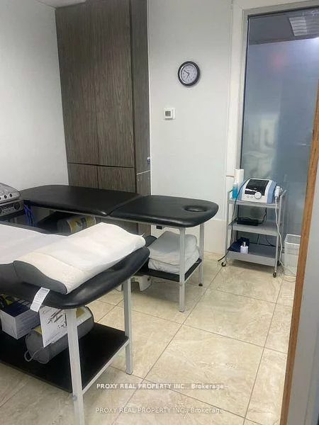 7181, Yonge, Grandview, Markham