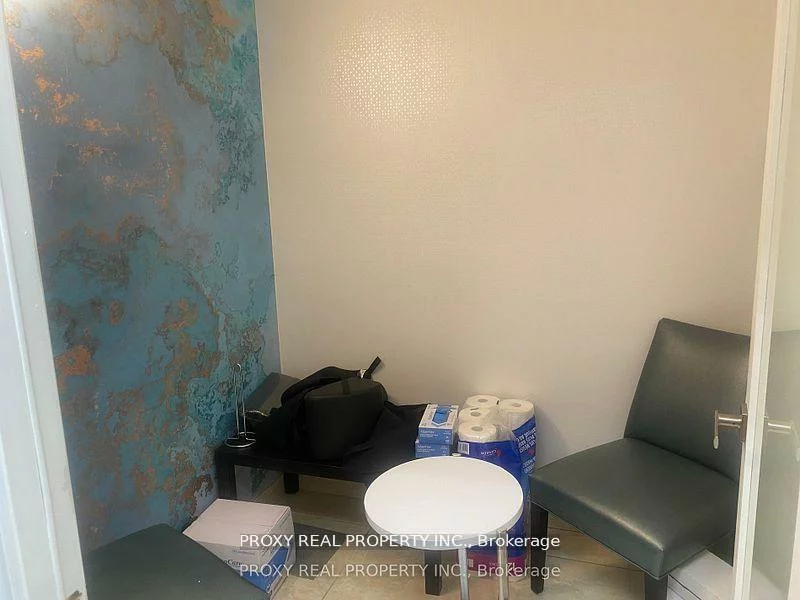 7181, Yonge, Grandview, Markham