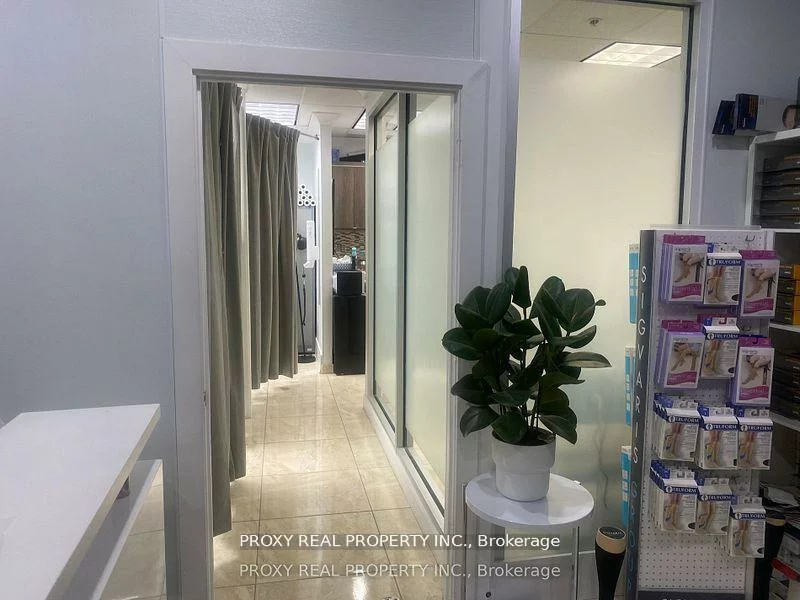 7181, Yonge, Grandview, Markham