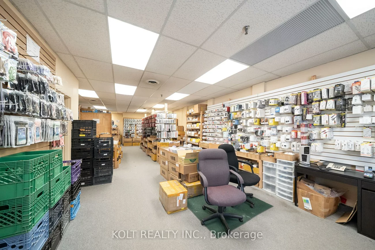 300, Esna Park, Milliken Mills West, Markham