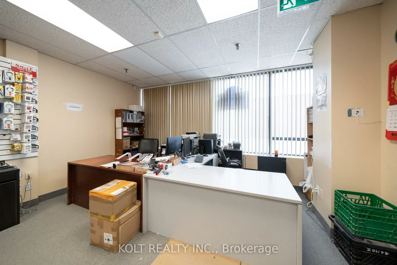 300, Esna Park, Milliken Mills West, Markham