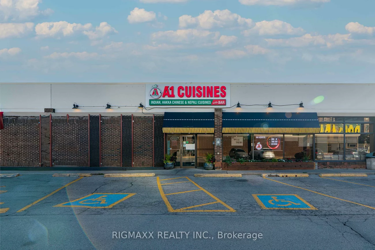 180, Steeles, Thornhill, Markham