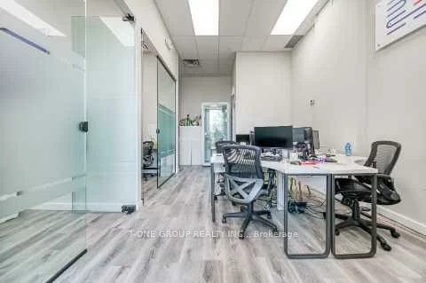 9560, Markham, Wismer, Markham